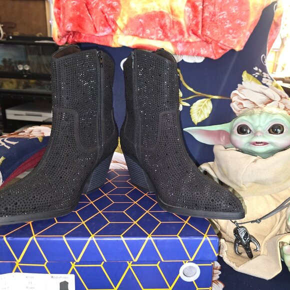 Sparkly Black Rhinestone Cowboy Boots size 11/42 - NIB - Picture 6 of 9